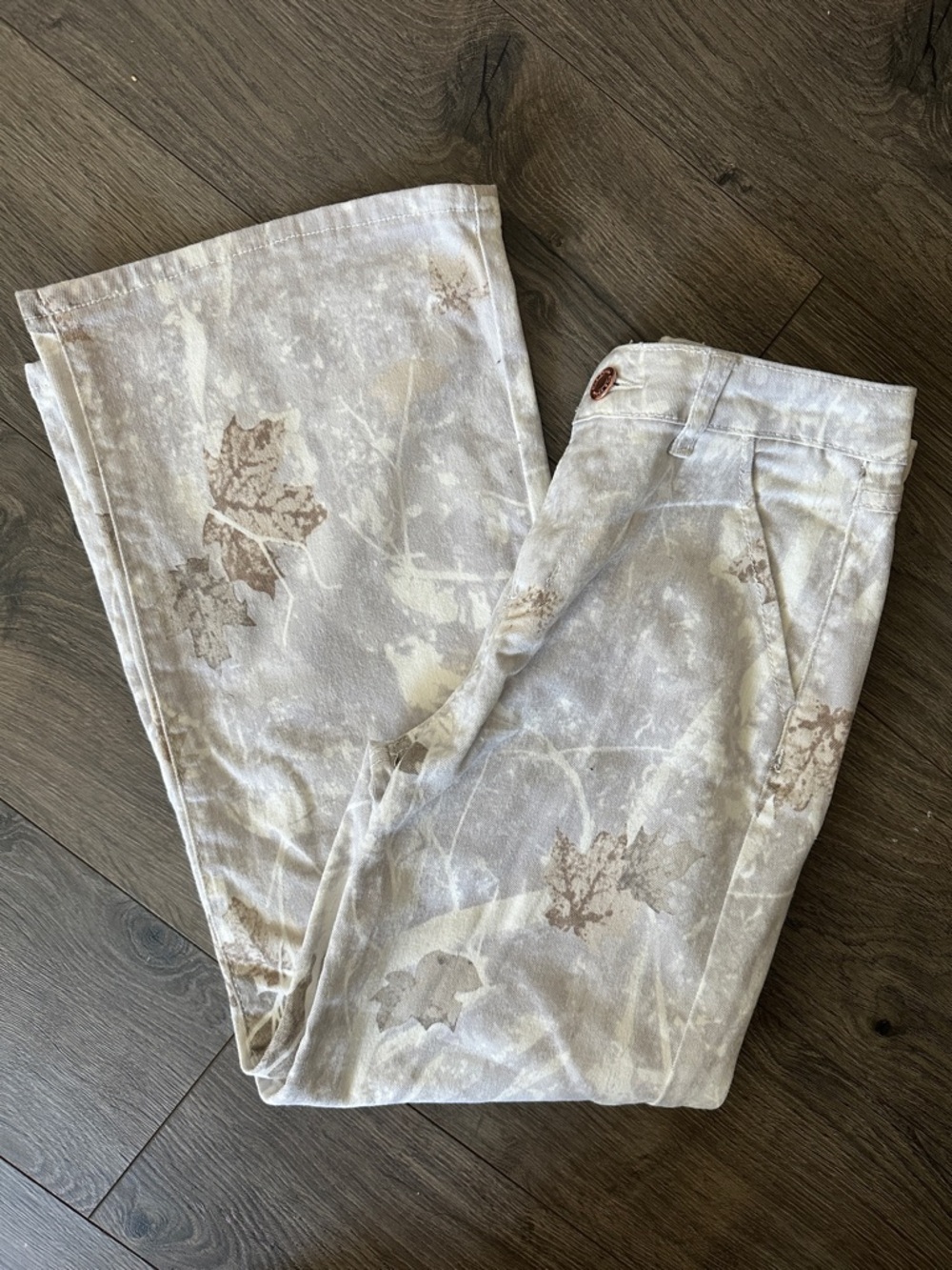 Girls Light Taupe Leaf-Print Jeans